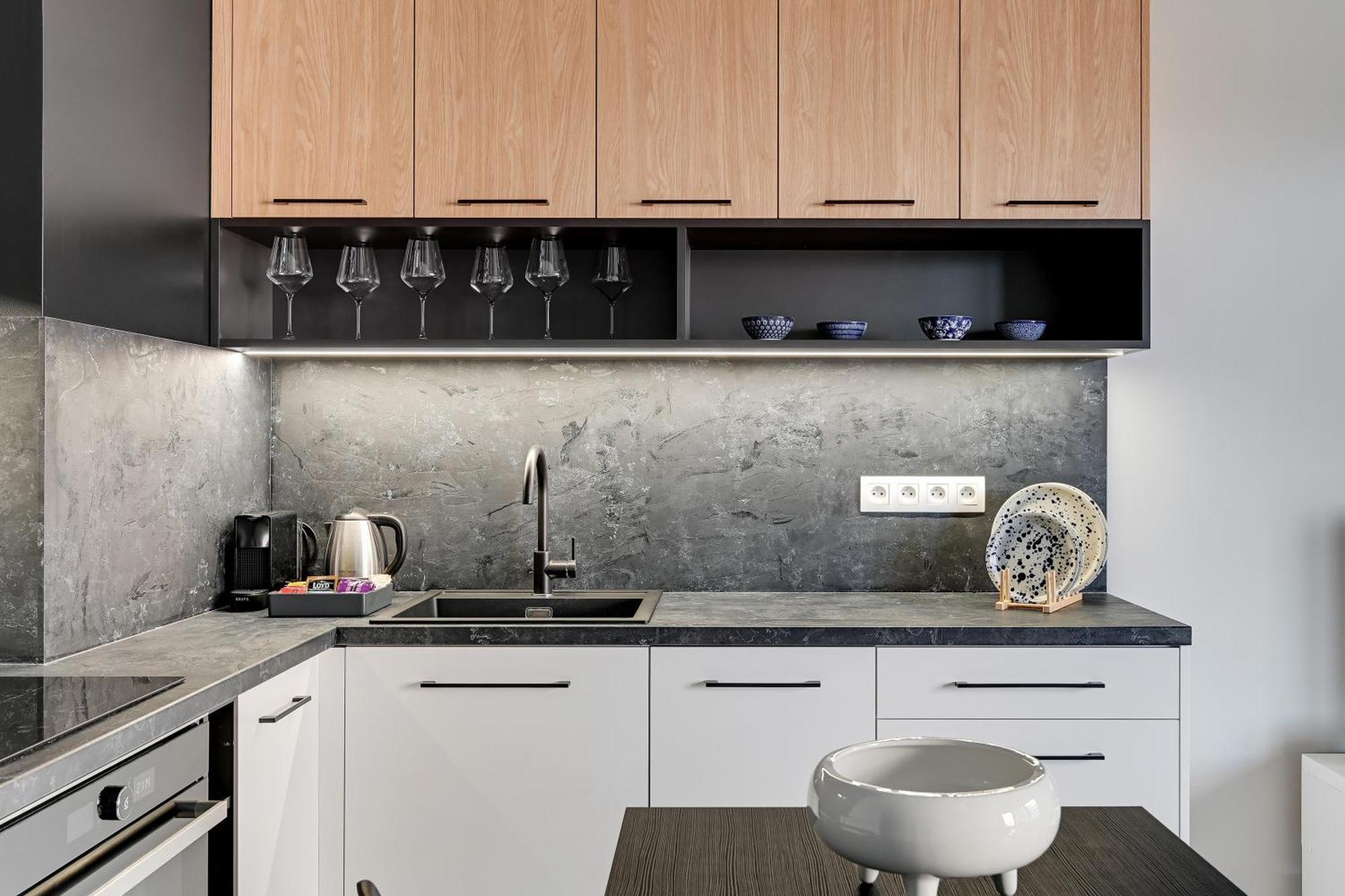 Doki Living & Foodhall By Downtown Apartments Gdansk Room photo